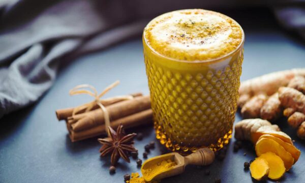Golden latte leche dorada de cúrcuma Golden milk